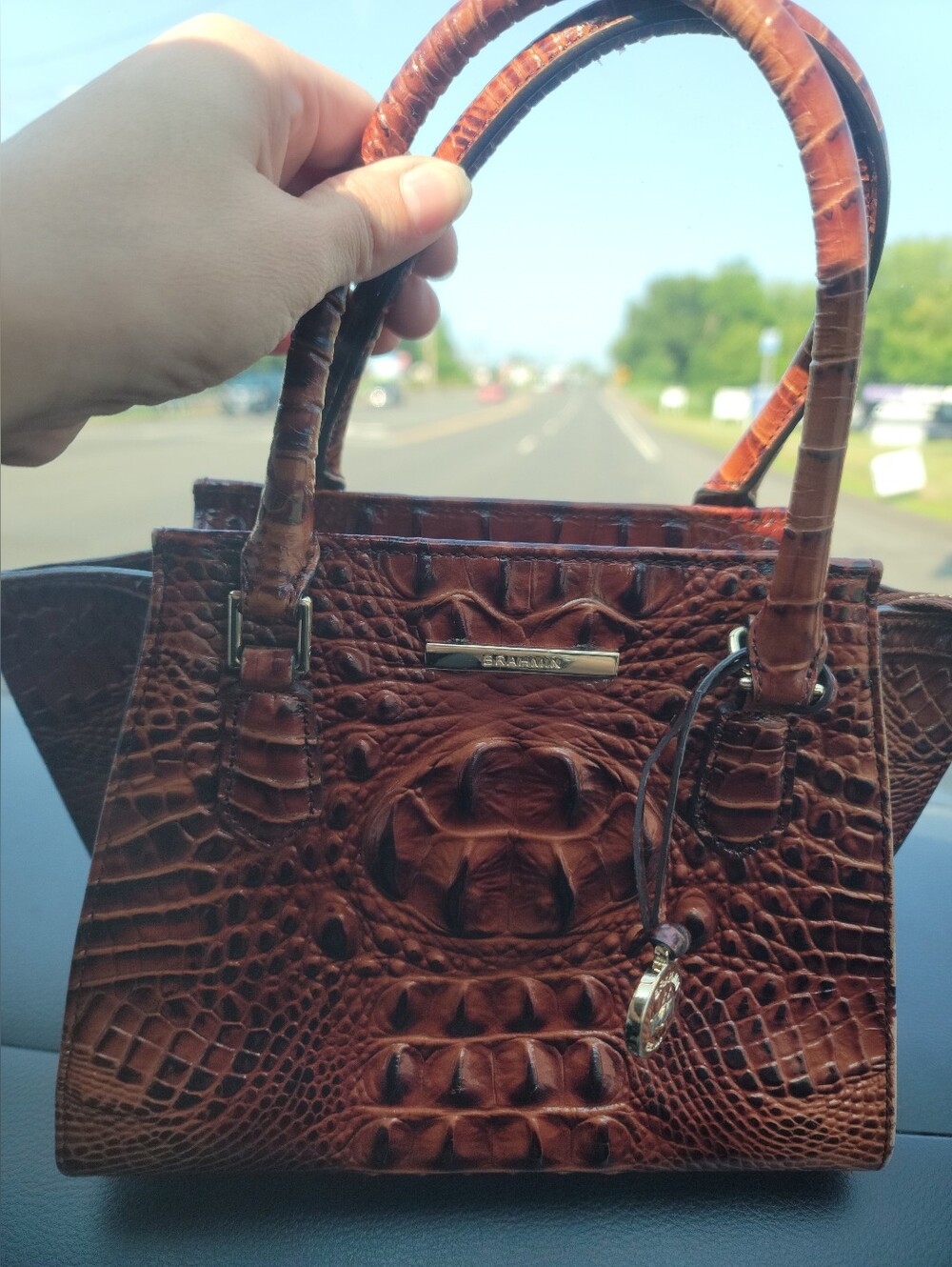 Textured Brown Croc-Embossed Women’s Handbag "BRAHMIN"